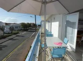Appartement Confort 2 Ch. - Plage Sud - Balcon Sud, Parking - Accès Direct Plage- 6 Pers. - FR-1-540-4