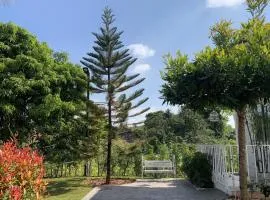 โฟร์วิลล่า เขาใหญ่
