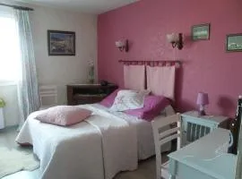 Chalet cosy avec cheminée et animaux acceptés - FR-1-585-144
