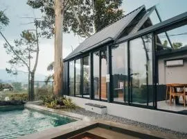 Cottonwood Cabin Villa B Triniti Lembang