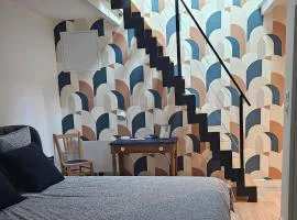 Chambre Chambord avec piscine chauffée et parking privatif - FR-1-590-484