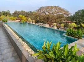 El Arbol Apartments - Rooftop pool-Near Candolim-Wifi-24 hour Security