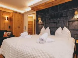 Hotel Gasthof Mitteregger - BEST PLACE in town