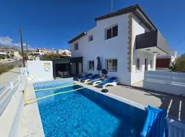 Michael Angelo Villa