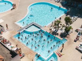 Camping Lou Broustaricq, hotel v destinaci Sanguinet