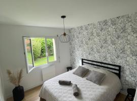 Maison cosy, hotel in Néant-sur-Yvel