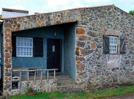 Mountain Cottage Graciosa Azores, overnatningssted med k&oslash;kken i Almas