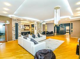 Near Marriot Courtyard 4 bedroom, villa in Bakoe