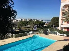 La Mascotte de Sète studio cabine Pking