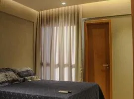 Apartamento 3/4 decorado em condomínio frente mar