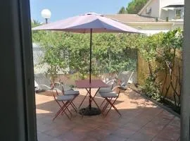Mini villa en bord de mer avec espace extérieur