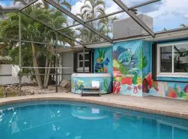 Sandys Coral Retreat! Canal Front, Pool, Spa & More