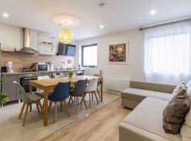 A2 - neuf 2023 - ORLY - PARIS EXPO - 4 chambres、アントニーのホテル