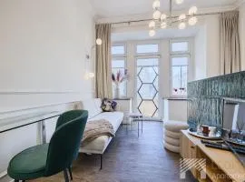 Polonia Residence Glamour by LookAp