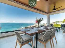 Luxury 2 BR Condo with Beachview - Rooftop Pool