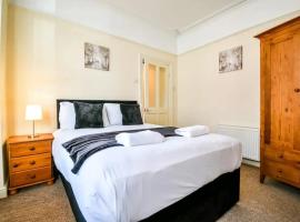 Fitzwilliam House -3 Bedrooms - Sleeps 5, khách sạn ở Redcar