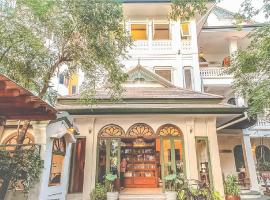 Yesterday Hotel, khách sạn ở Chiang Mai