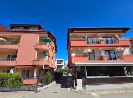 Villa & Apartments Antigona, hotel en Ohrid