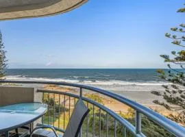 #6 Seaspray, Kings Beach - Absolute Waterfront