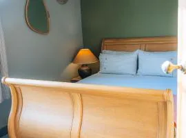 The Hideaway - Stratford Upon Avon - Central - Free Offstreet Parking
