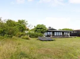 Architect Designed Holiday Home With Sea View