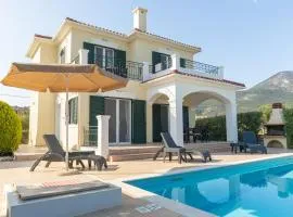 Villa Petra in Karavados