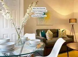 CENTRAL SERVICED APARTMENTS - Cosy 1 Bedroom - Modern - Close to Transport Links - Quiet Neighbourhood - Fast WiFi - Fully Equipped - Smart TVs in All Rooms - Monthly Stays Welcome - FREE Street Parking - Ideal Relocation to Dundee Accommodation