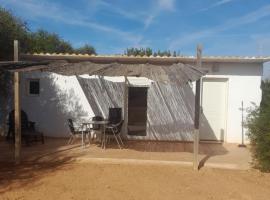 Bungalow en finca de campo، بنغل في Islas Baleares