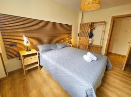 Apartamentos Escarrilla Suites 3000