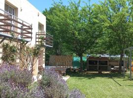 Complejo San Lucas, ξενοδοχείο σε Valle Hermoso