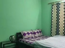 Diamond Home Stay - Private Rooms