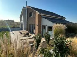 Ferienresort - idyllisches Ferienhaus mit Privatstrand und Sauna in der Nähe von Leipzig #HausMaja