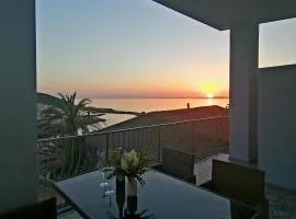 DOMUS con vista mare - JR02