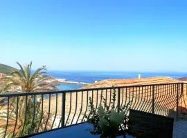 DOMUS con vista mare - JR02