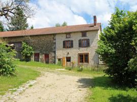 La maison au coeur du village, hotel a La Geneytouse
