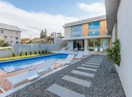 Villa Tabori Hill - 3BR Luxury Villa in Tbilisi