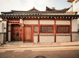 Bukchonmaru Hanok Guesthouse