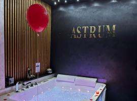 ASTRUM b&b، فندق في كوزنسا