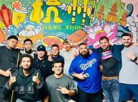 Hangzhou Desti Youth Hostel West Lake-24H Reception& English Service& Cafe& Bar& Luggage Storage& Large Public Area