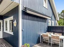 Stunning Apartment In Kristiansand S