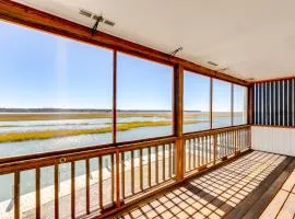 3 Mi to Beach Waterfront Condo in Chincoteague!