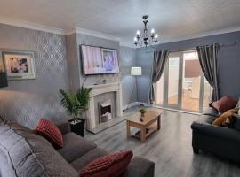 Comfy stays, Rotherham for contractors & Families, conservatory, free parking, wifi, 3BDR, hotel di Rotherham