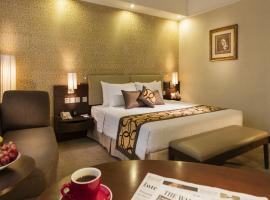 Gloucester Luk Kwok Hong Kong, hotel near Wan Chai Market, Hong Kong