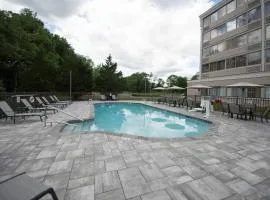 DoubleTree by Hilton Tinton Falls-Eatontown
