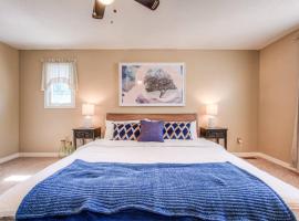 45 per Off Monthly Stay - 7 Beds - BBQ, hotel en Kitchener