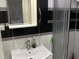ltf konaklama, hotel v destinaci Isparta