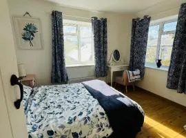 2 bedroom split level apartment