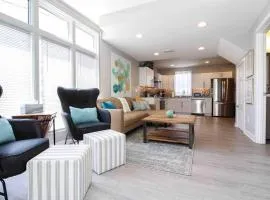 Lux finishes 4 bedroom DSM home Great location