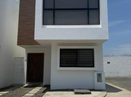 Hospedaje cerca de Manta - No Fumadores, hotel v destinaci Manta