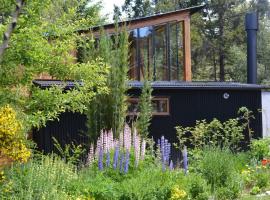 Casa moderna en el bosque, villa in Villa La Angostura